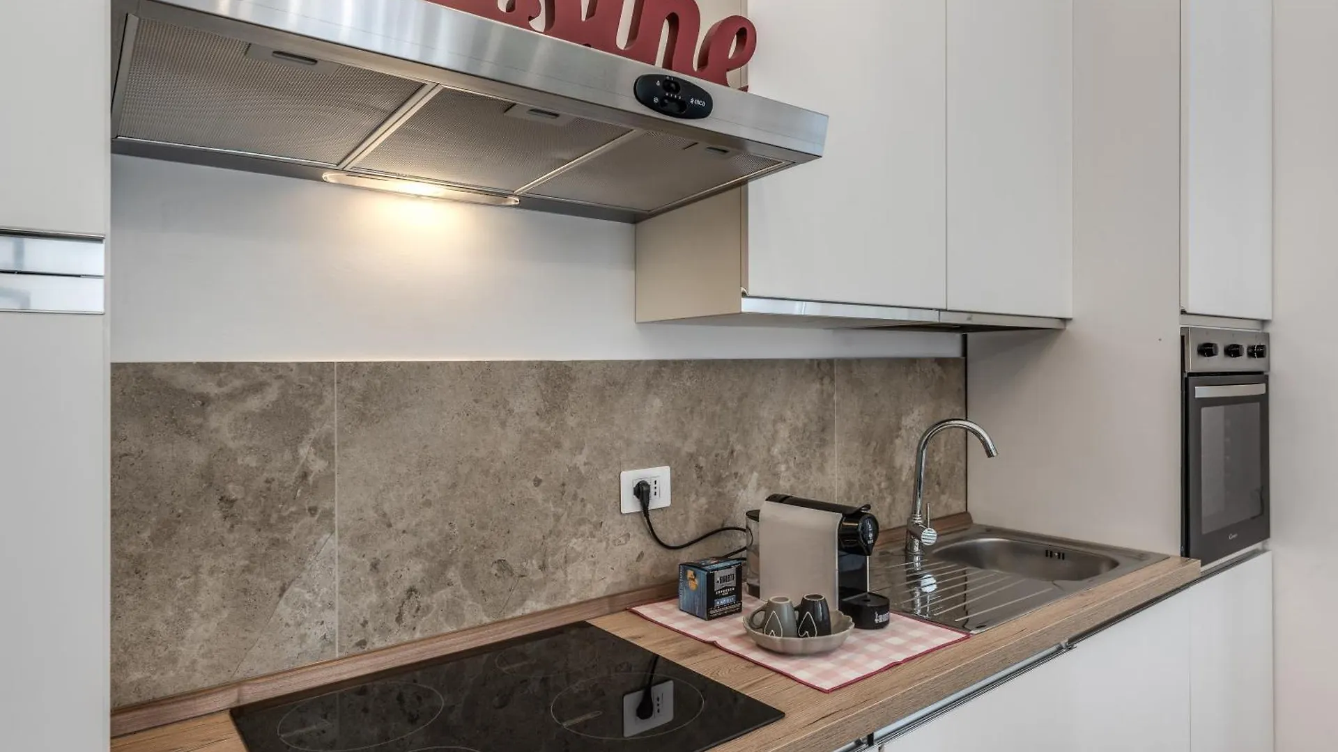 Apartment Fresh House Vaticano Rome Italy